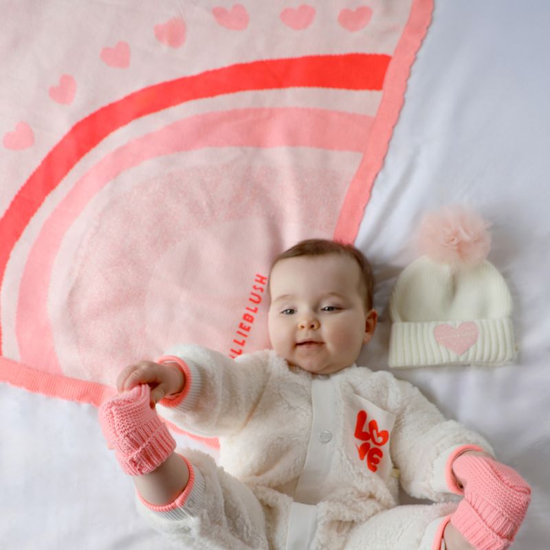 Knit blanket BILLIEBLUSH 
                    GIRL