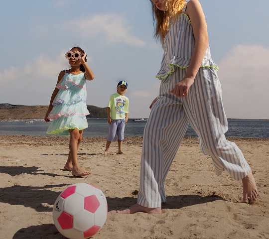 SUMMER COLLECTION